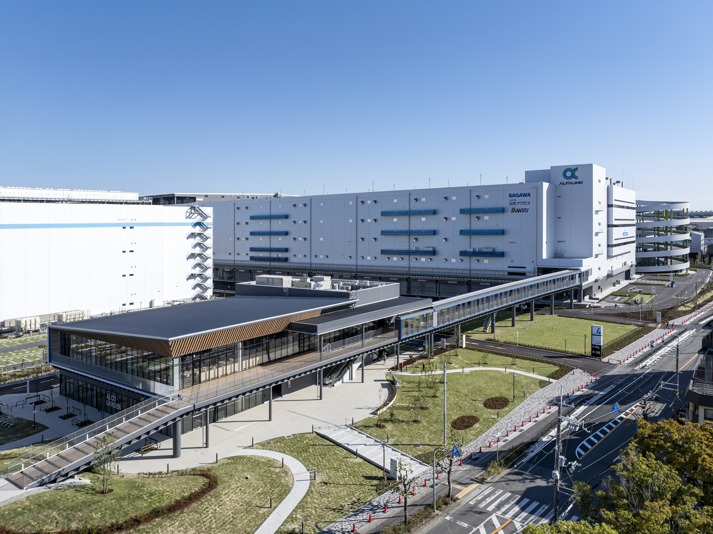 関通ALFALINK尼崎センター