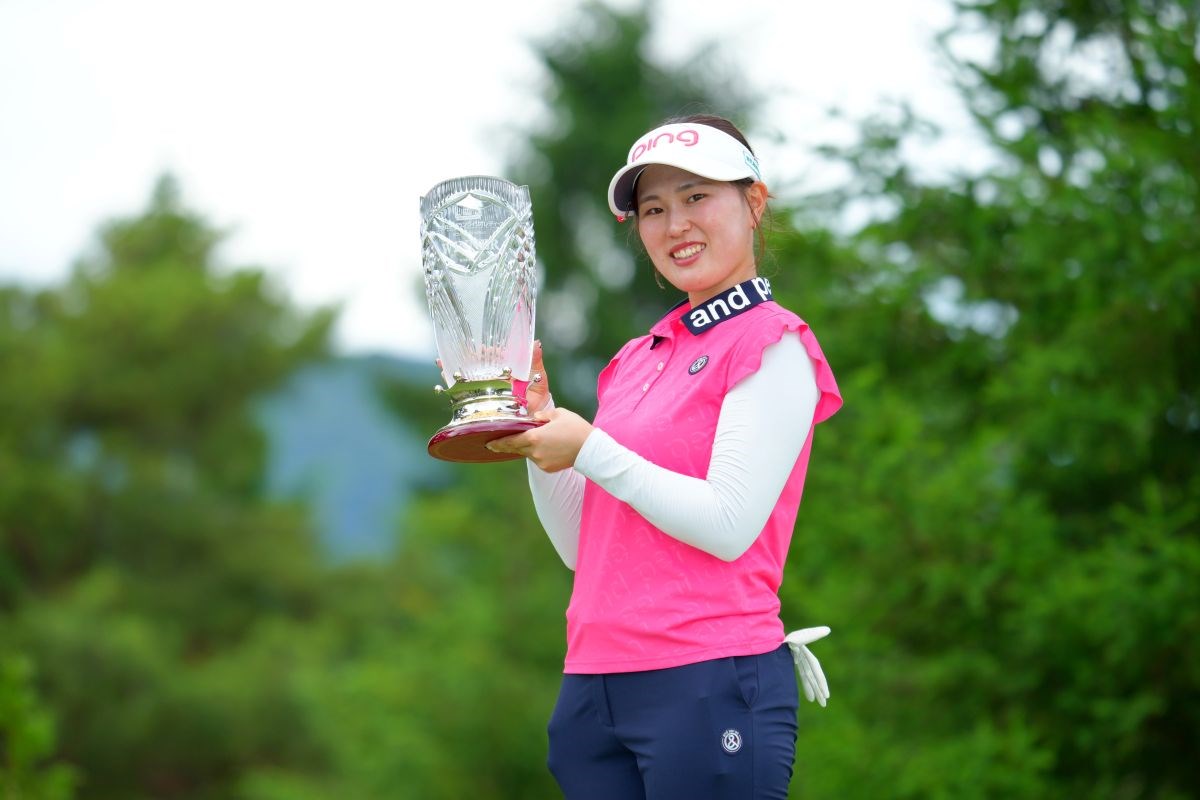 皆吉選手宣材写真